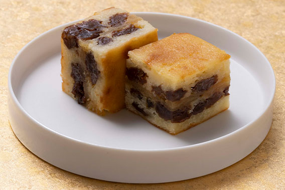 画像：ゴルゴンゾーラとリンゴ、レーズンのバストンチーニ